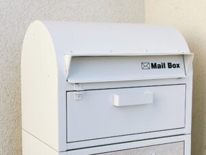 郵便ポストや玄関ドアポストの交換・取り外し・修理