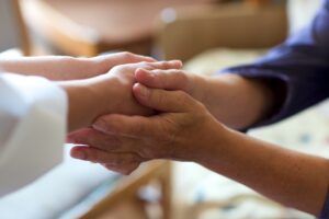 多摩市で見守り訪問や安否確認